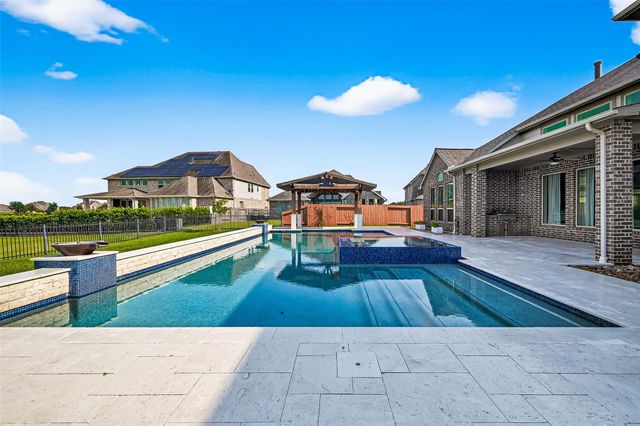 1621 Noble Way Ct — Hidden Lakes