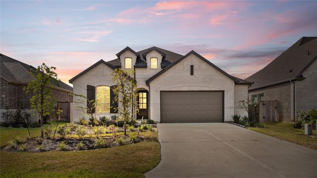945 Terlingua Creek Dr — Grand Central Park