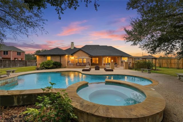 17003 Bowdin Crest Dr — Lakes of Fairhaven