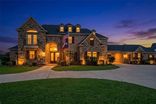 32510 Tall Oaks Way — Thousand Oaks