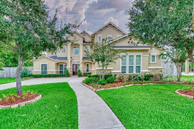 33 Combwell Gdn — Sienna Village Of Waters Lake Sec 14