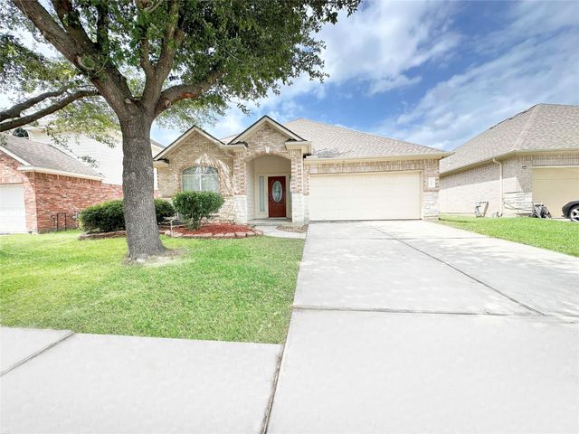 2910 Lemmingham Dr — Middlecreek Village