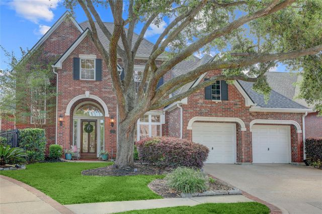 3911 Turnberry Dr — Cypress on the Green