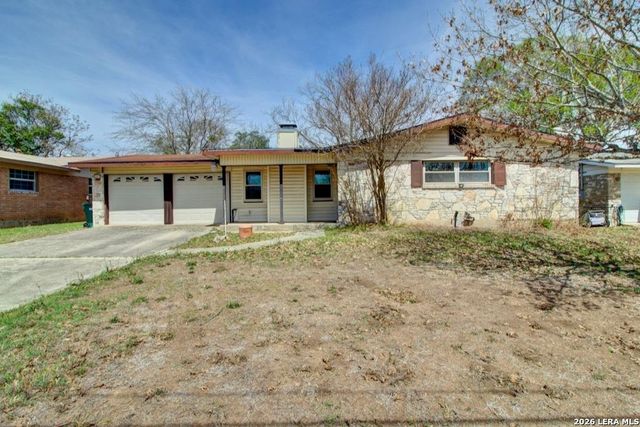 121 Young — OLD ROSE GARDENSC