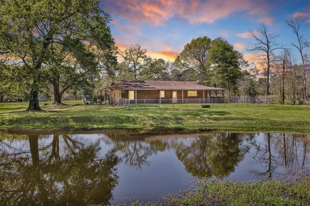 14272 Firetower Rd — Tower Glen