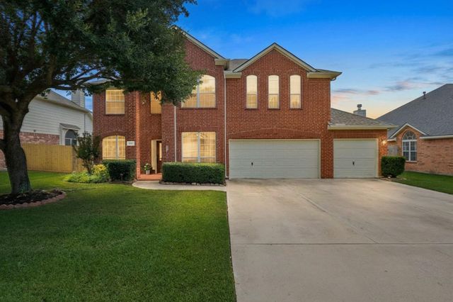 954 Firthwood Dr — Stewarts Forest