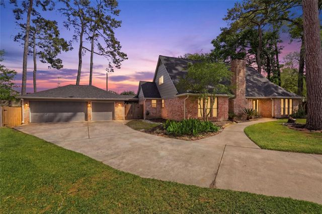 12807 Bowing Oaks Dr — Lakewood Forest Sec 10