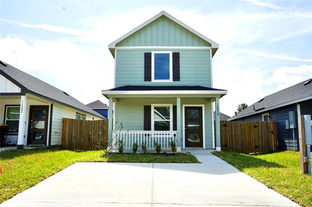 16418 Valerie Marie Pl — Marie Village