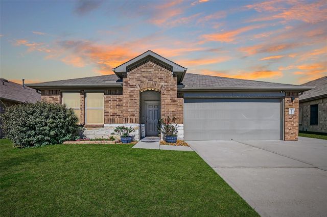 22442 Busalla Trl — Ventana Lakes Sec 5