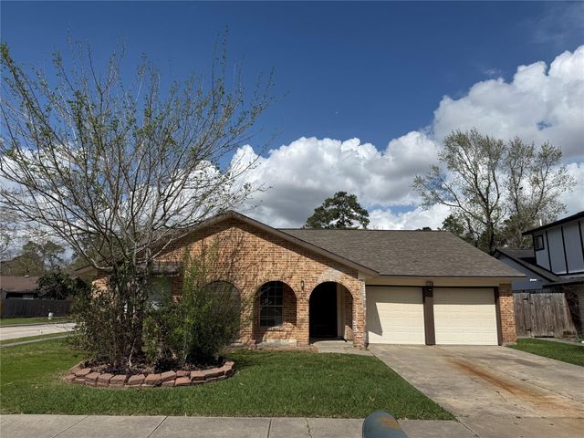 23914 Spring Briar Ln — North Spring Sec 01 U/R & R/P