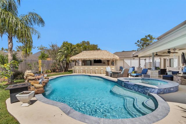 2108 Kildare Dr — Green Tee Terrace Sec 03