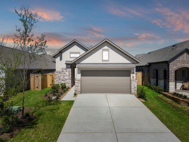1016 Shoal Creek Trl — Grand Central Park