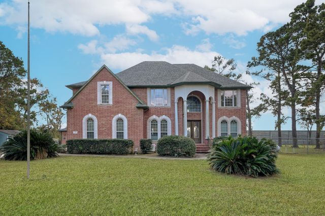 13415 Lucien Ln — Boudreaux Estates