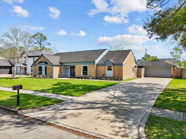 1508 Bayou Oak Dr — Wilderness Trails