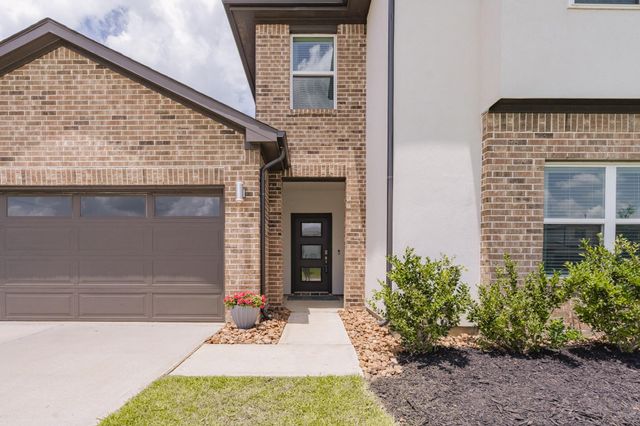 14205 Wonder Lake Ln — Fosters Ridge
