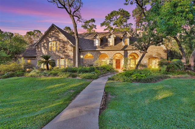7807 Misty Cove Ct — Atascocita Shores