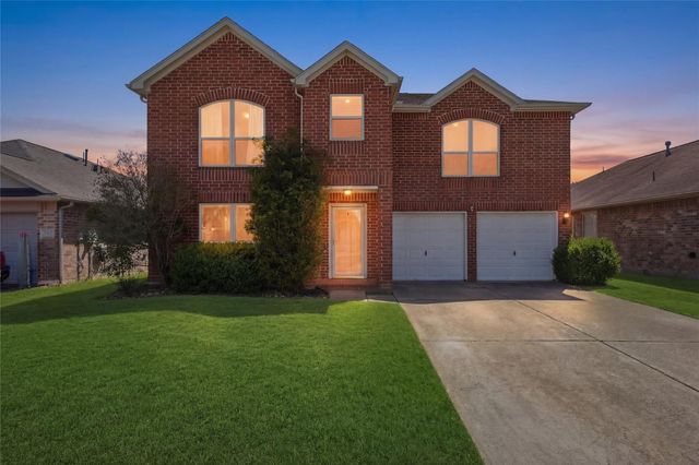 2726 Hidden Spring Vale Dr — Fox Run