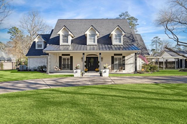 4110 Long Leaf Ln — Oak Manor