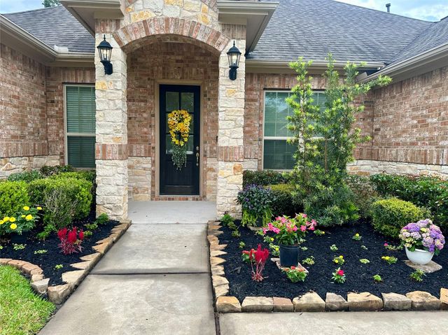 2051 Brookmont Dr — Stewarts Forest 09