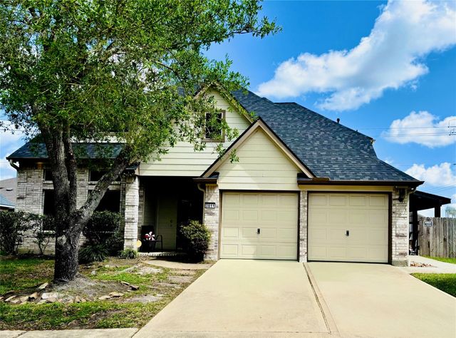 3811 Trent Cove Ln — Canterbury Park