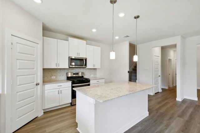 19918 Emerald Bend Way — pinewood Trails