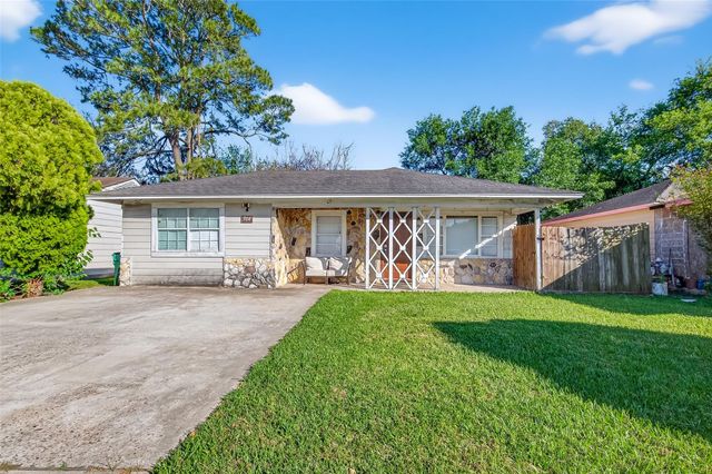 504 N Circle Dr — Lawndell Sec 03
