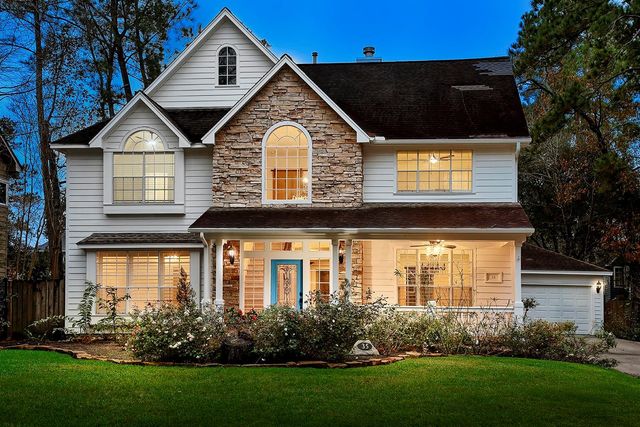35 Tender Violet Pl — Wdlnds Village Cochrans Cr 37