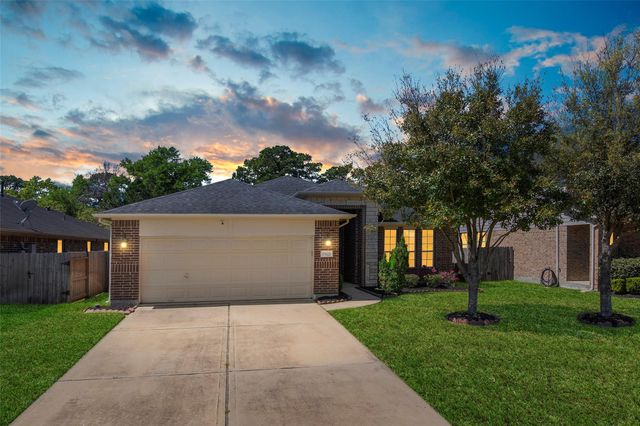 15623 Whisper Woods Dr — PARK CREEK