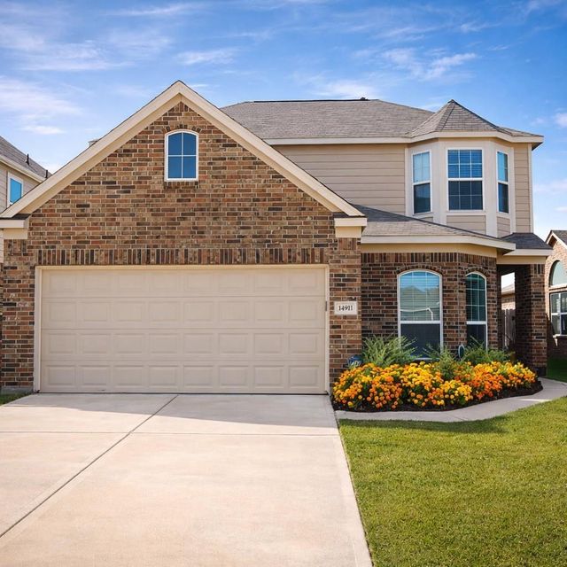 14911 Darby Retreat Ln — Villages/Cypress Lakes