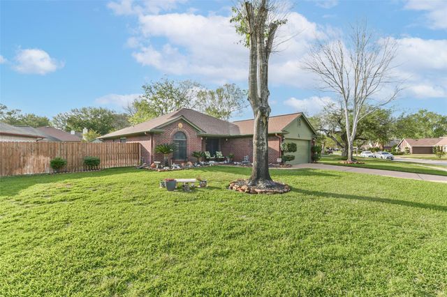 3022 Warbler Ln — Timberwood Sec 03
