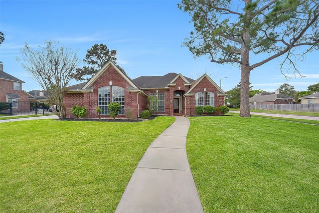 20739 Maple Village Dr — Fairfield Garden Grove