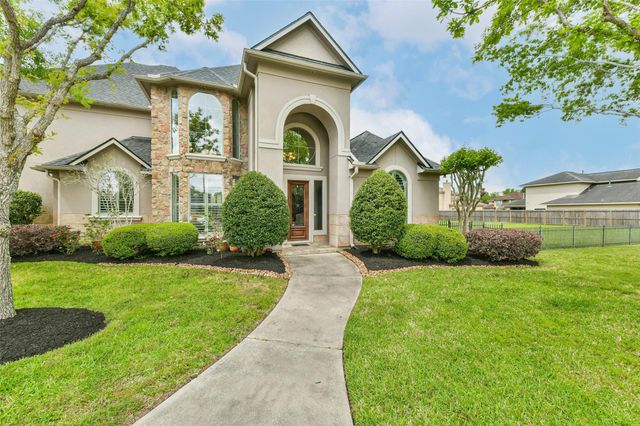 310 Del Monte Dr — Coward Creek Crossing 2003