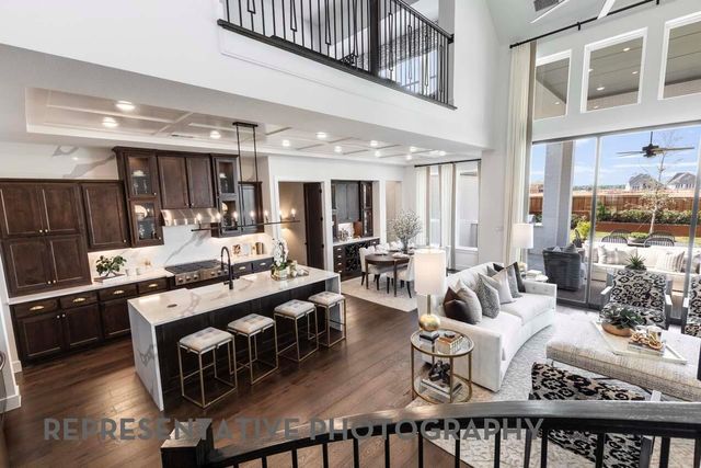 941 Hilltop View Ln — Legacy