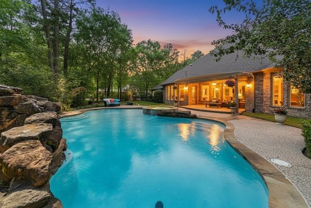 3922 Waterbend Cv — Benders Landing