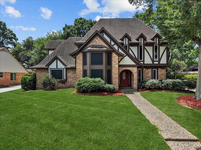 15814 Larkfield Dr — Brook Forest Sec 3