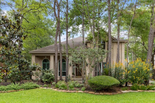 26 Candlenut Pl — Wdlnds Village Cochrans Cr 40