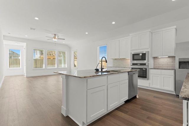 4122 Hidden Autumn Ln — Westland Ranch