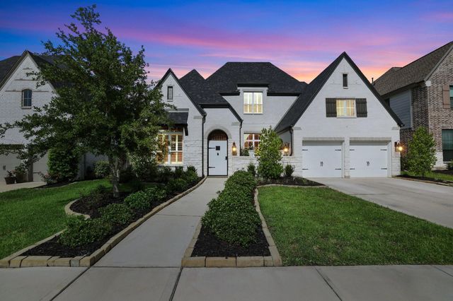2514 Heritage Park Dr — Sienna Plantation