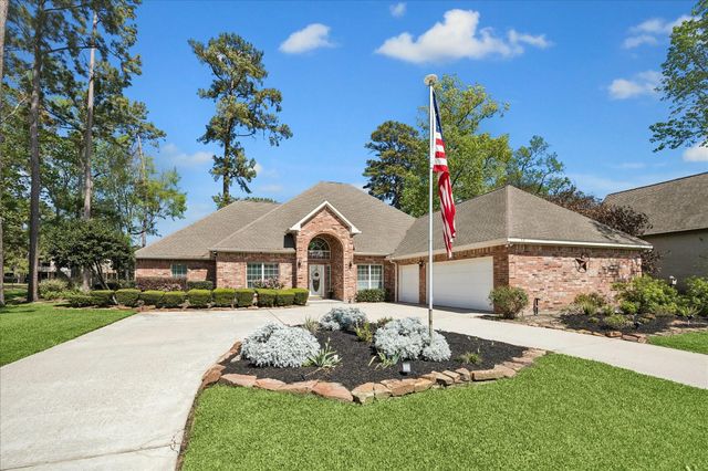705 Fairway Oaks — River Plantation
