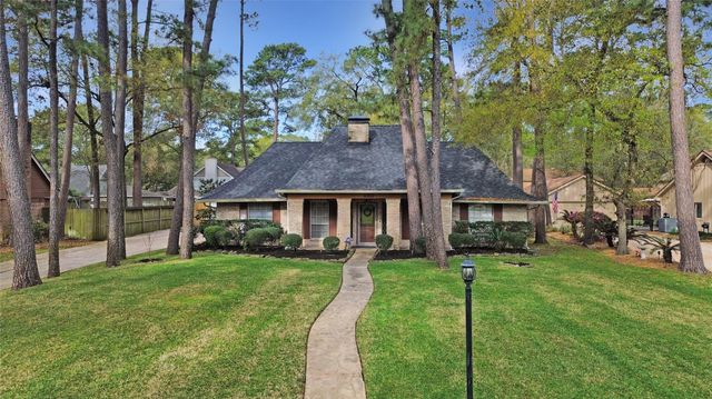 6302 Moccasin Bend Dr — Spring Creek Forest