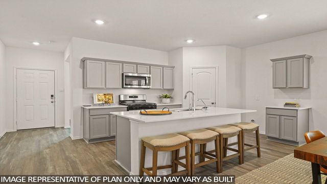 16434 Pinebrook Leaf Ln — Grand Pines