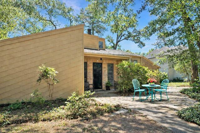 6203 Fairway Oaks Ct — Spring Creek Forest