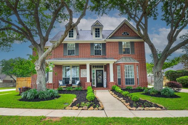 4003 Lady Atwell Ct — Sienna