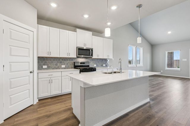 1661 Hopson Ranch Dr — Stewart's Ranch