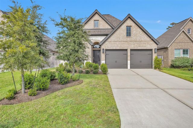 549 Cedar Harbor Ct — Grand Central Park