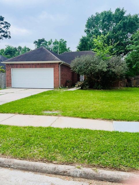 22115 Jay Dr — Postwood Sec 05