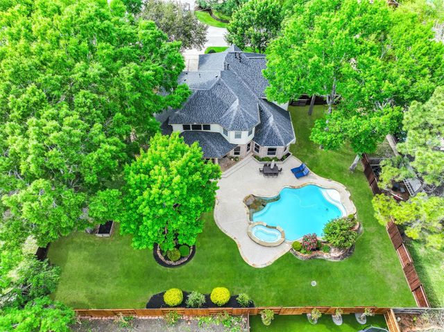 609 Forest Bend Ln — The Forest of Friendswood