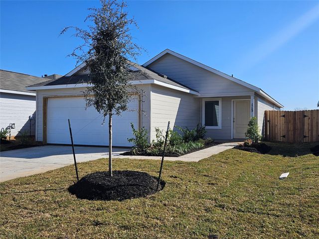 12809 Naval Dr — Spring Branch Crossing