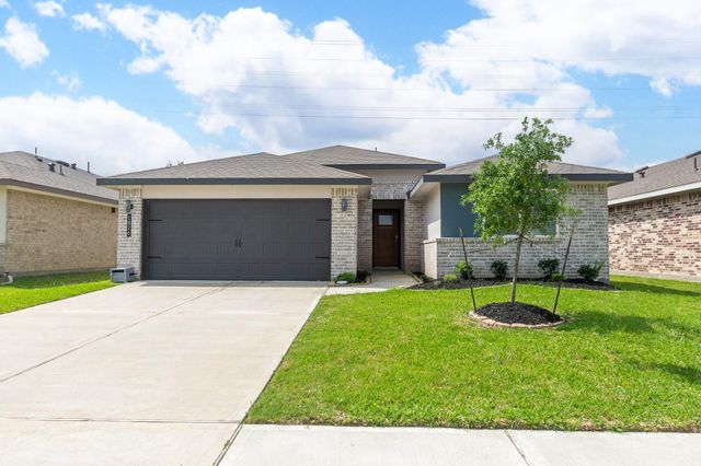 1826 William Scott St — Trinity Oaks Sec 1
