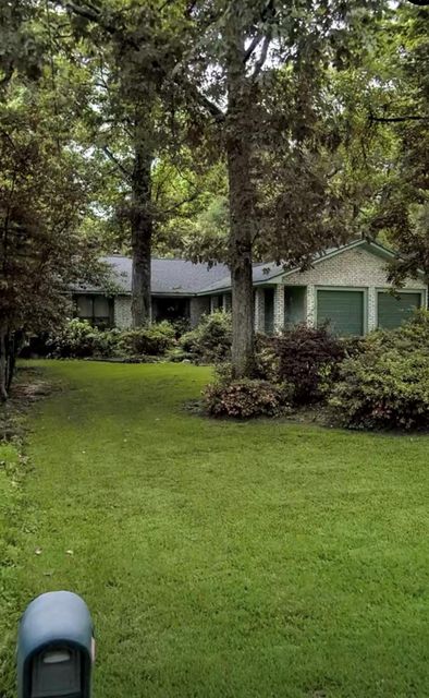 49 Cherry Hill Dr — Panorama-Cherry Hills